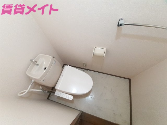 トイレ　同タイプの部屋写真です。