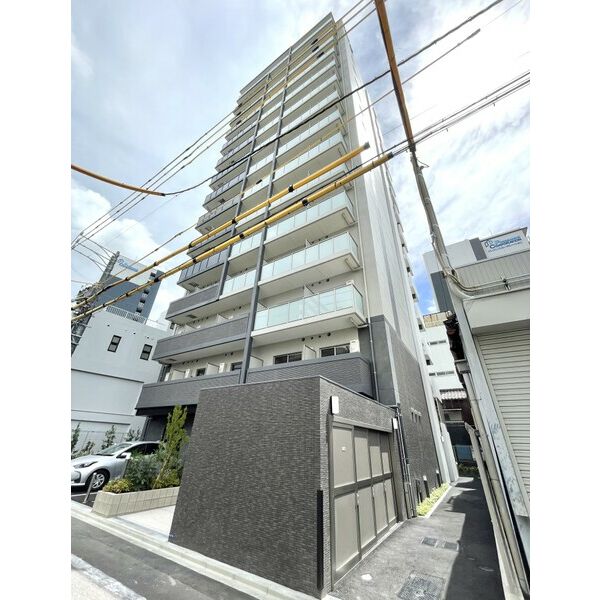 【名古屋市中区千代田のマンションの建物外観】