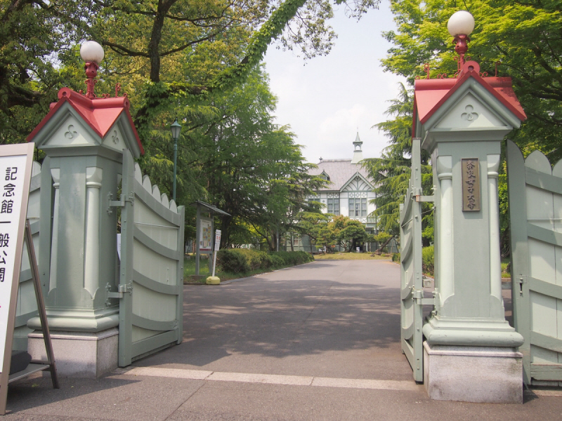 【奈良市中御門町のマンションの大学・短大】