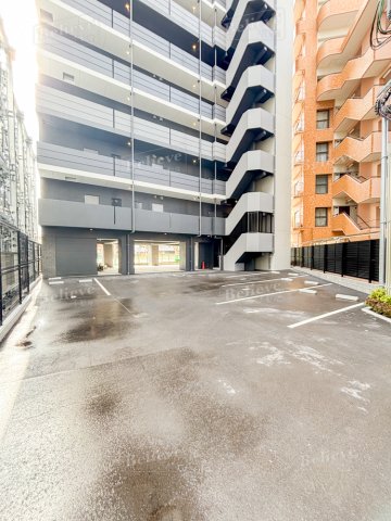 駐車場　駐車スペースもあります♪