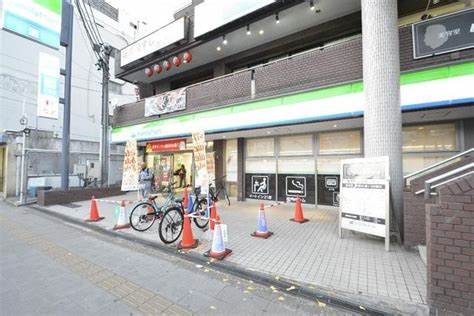 【名古屋市北区志賀南通のマンションのコンビニ】