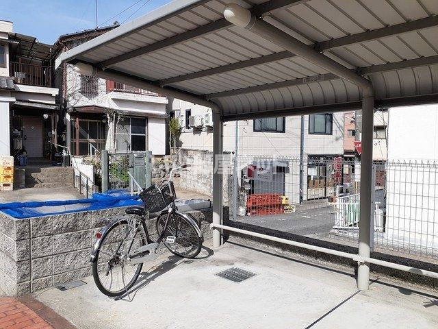 【枚方市東香里新町のアパートのその他共有部分】