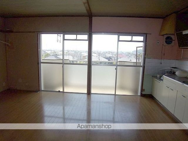 小滝グリーンハイツの居間写真