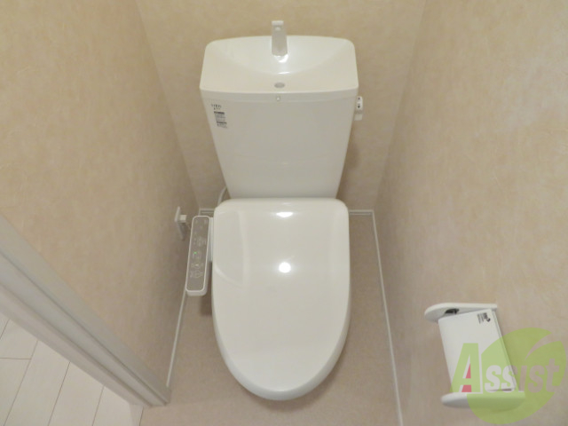 トイレ　トイレは十分なスペースが確保されております