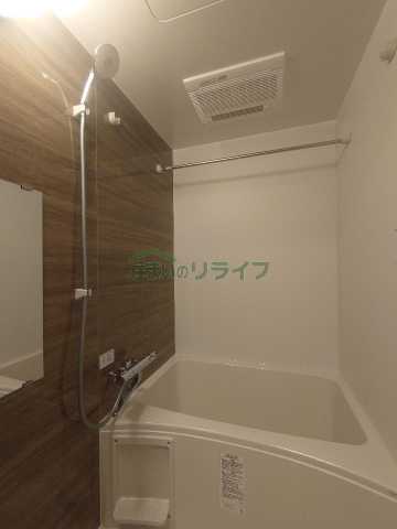 バス・シャワールーム　別部屋の参考写真になります。