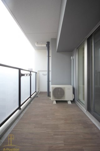 バルコニー　OPUS RESIDENCE SHINSAIBASHISOU