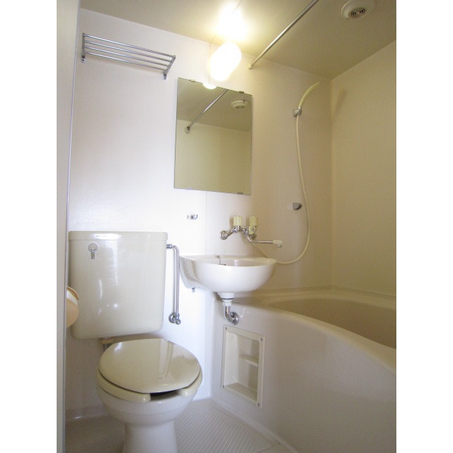 バス・シャワールーム　バス・トイレ・洗面