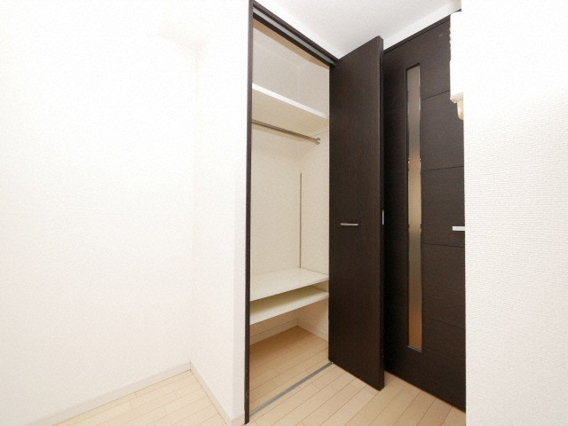 収納　エスティメゾン京橋　クローゼット