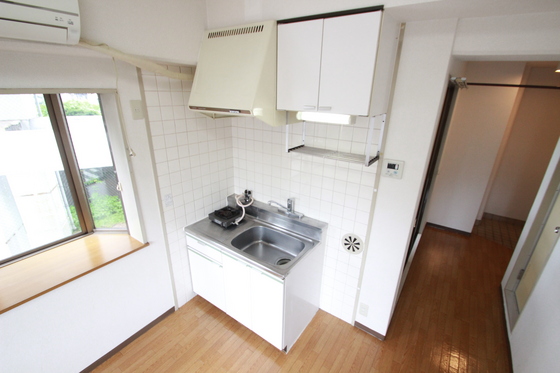 キッチン　※他部屋のお写真になります