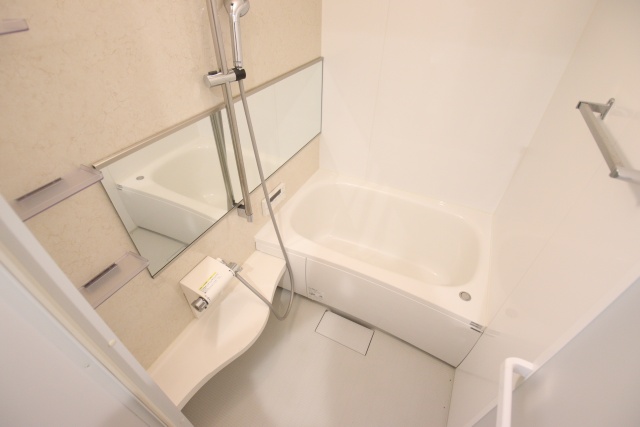 バス・シャワールーム　※別室の参考写真の為、現況優先です。