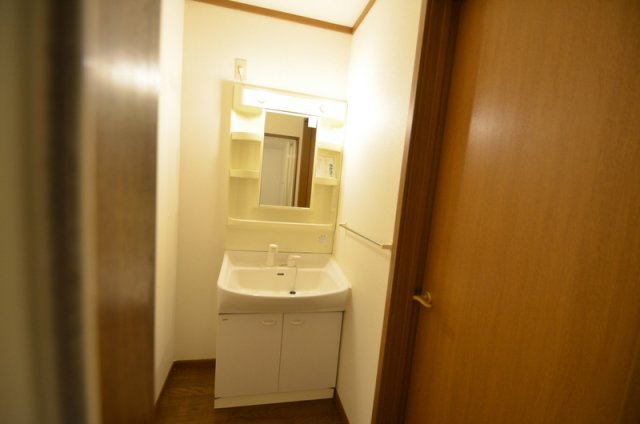 洗面設備　洗髪洗面化粧台