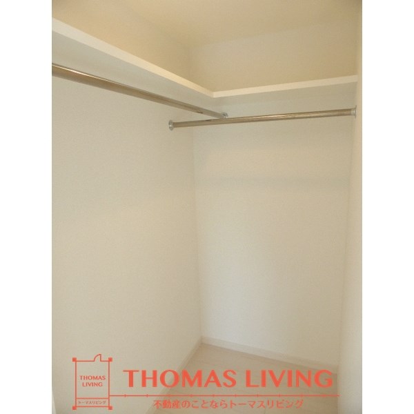 収納　大容量のウォークインクローゼットです。