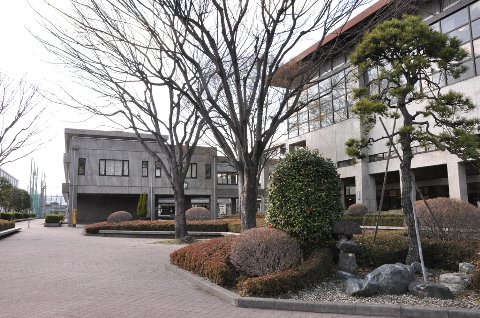 中学校　高崎市立高松中学校（中学校）まで545m