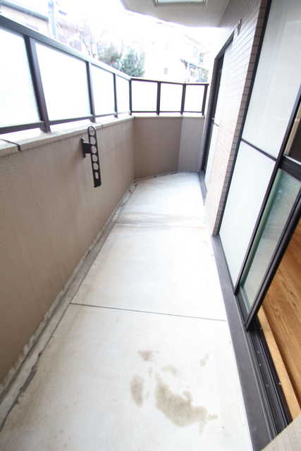 バルコニー　広めな南向きバルコニーーー