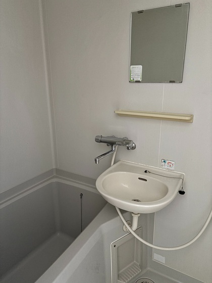 バス・シャワールーム　別号室写真です