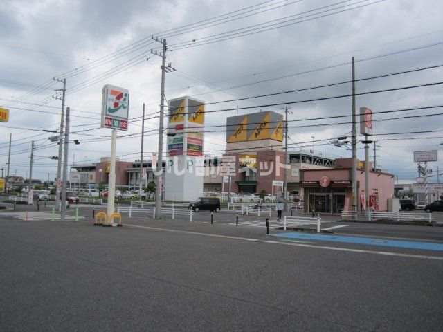 スーパー　アピタ安城南（スーパー）まで337m