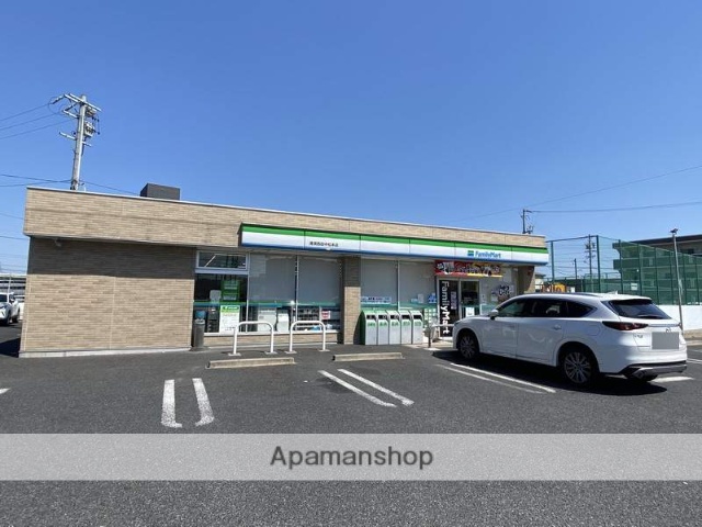 コンビニ　ファミリーマート（コンビニ）まで1175m