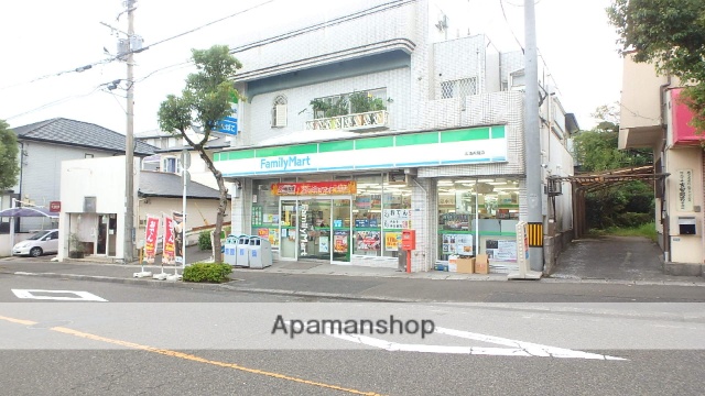 コンビニ　ファミリーマート吉満西陵店（コンビニ）まで688m
