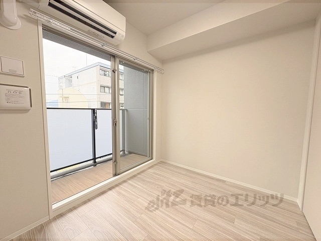 居室・リビング　洋室