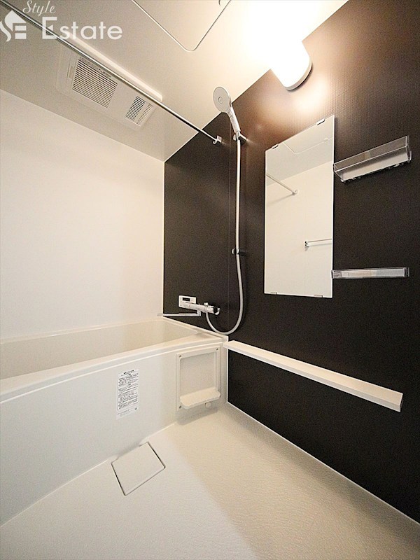 バス・シャワールーム　バスルーム