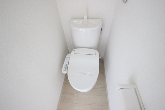 トイレ　※別部屋の写真です