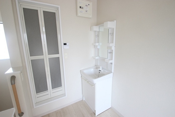 洗面設備　※別部屋の写真です