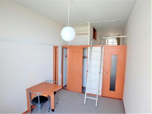 居室・リビング　同タイプの写真です。仕様が異なる場合があります。