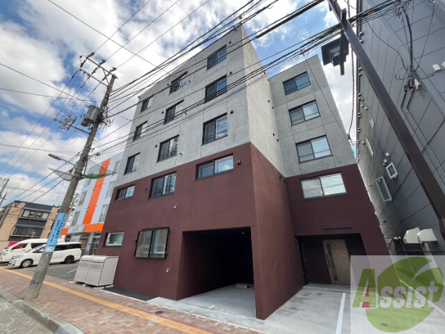 建物外観　札幌市豊平区月寒東１条「コローレ月寒東」