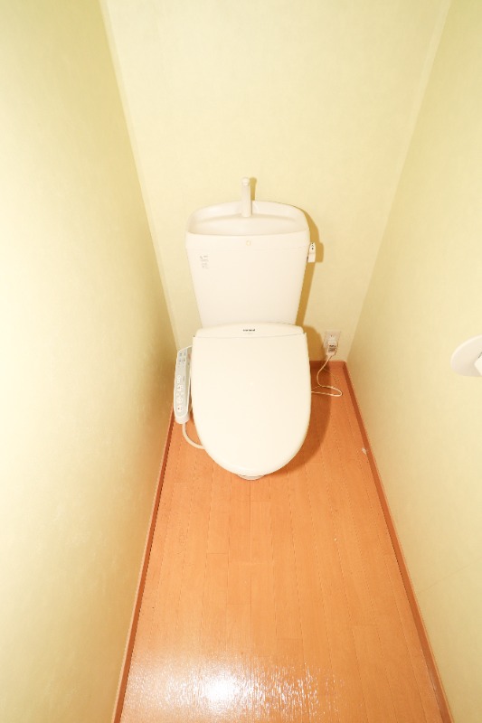 トイレ　図面と現状に相違がある場合には現状を優先