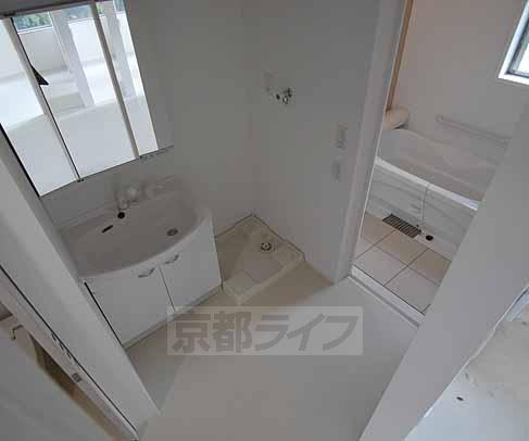 洗面設備　便利なシャンプードレッサー