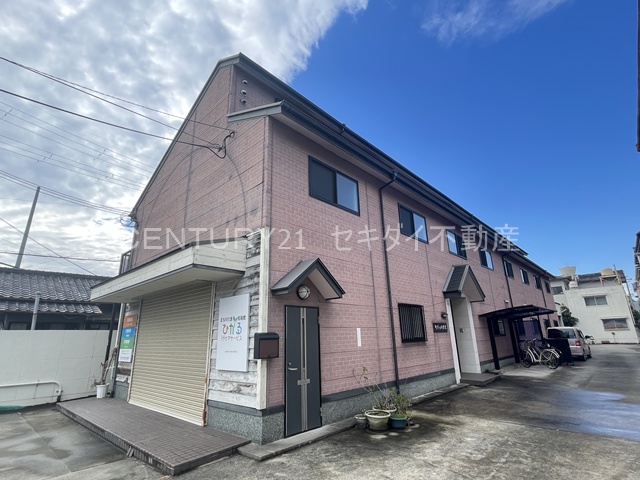 建物外観　オートロック完備