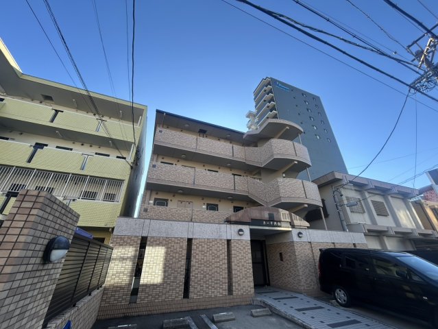 建物外観　カーサ内山