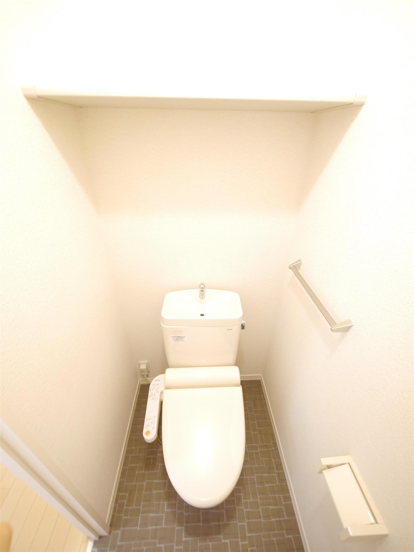 グラン・クォーレ B棟のトイレ写真