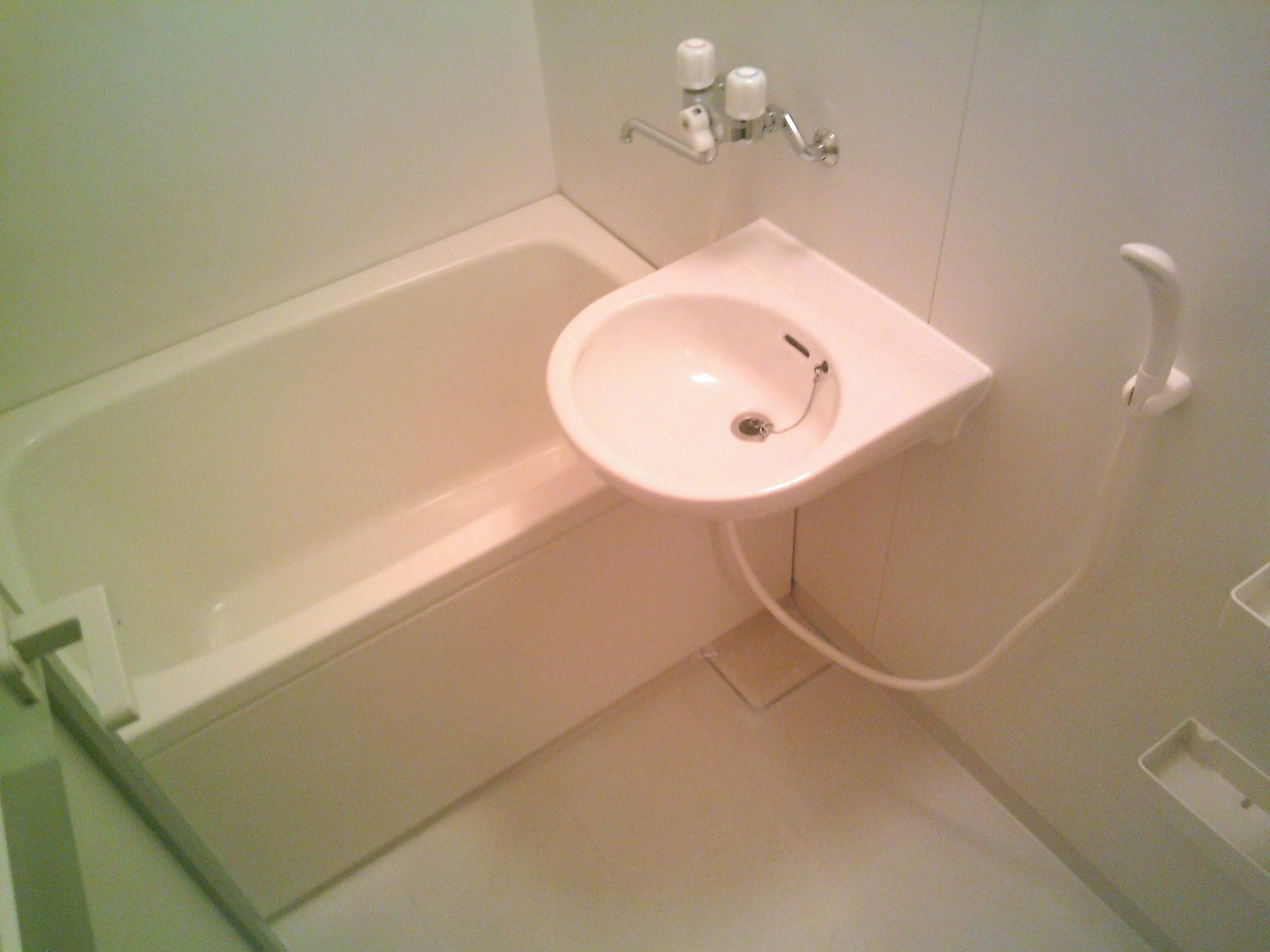 バス・シャワールーム　バスルーム