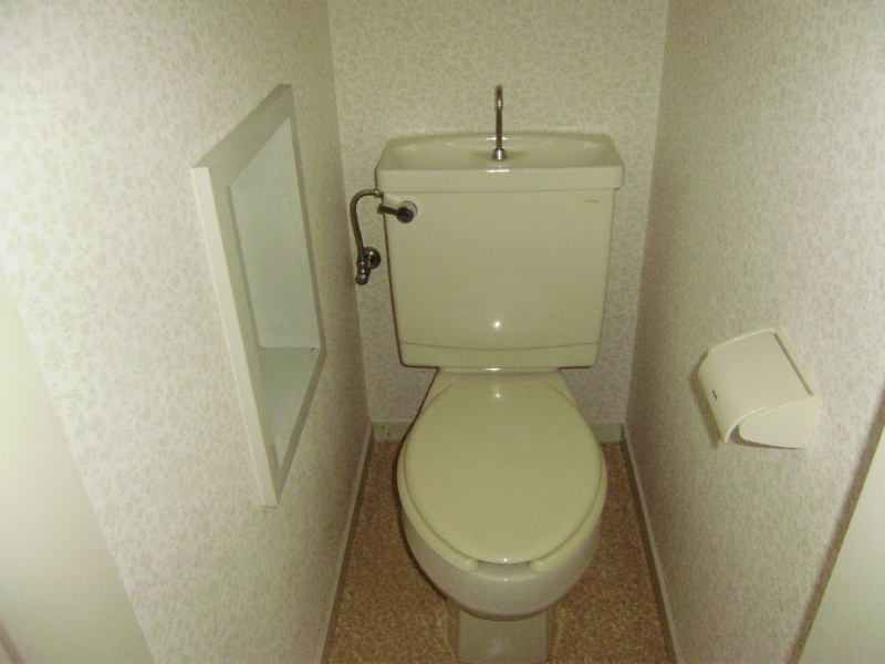 トイレ　別部屋参照