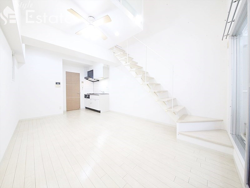 居室・リビング　内装