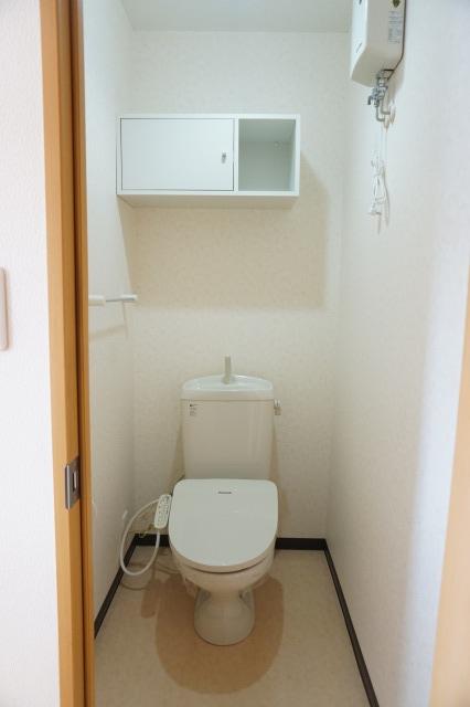 トイレ　トイレ