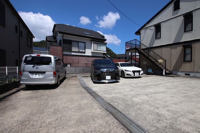 駐車場　駐車場
