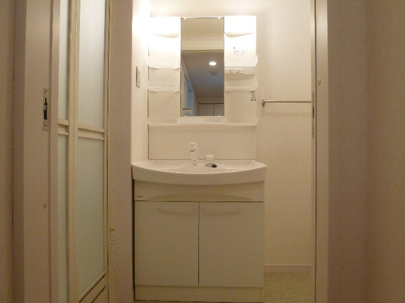 洗面設備　写真は類似