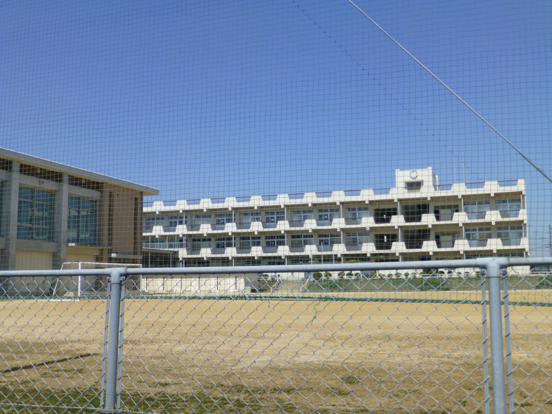 中学校　郡山西中学校（中学校）まで1832m