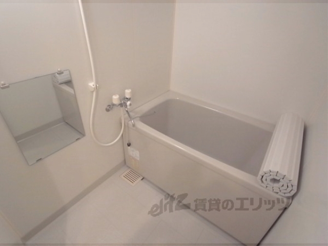 バス・シャワールーム　広くてきれい。