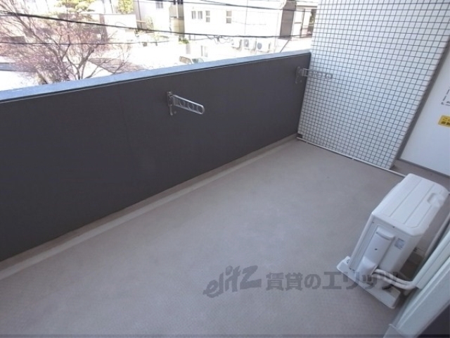 バルコニー　とても広いベランダです。