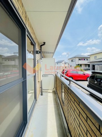 バルコニー　開放的で明るい空間を演出してくれるバルコニーです