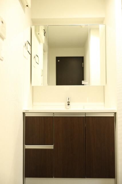 洗面設備　参考写真です