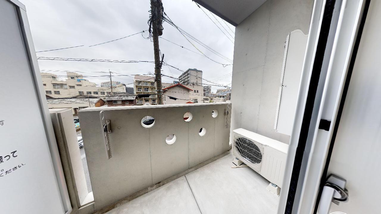 バルコニー　画像は3階