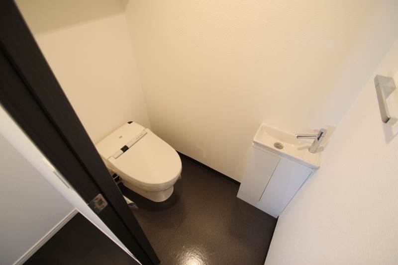 トイレ　別部屋参考写真