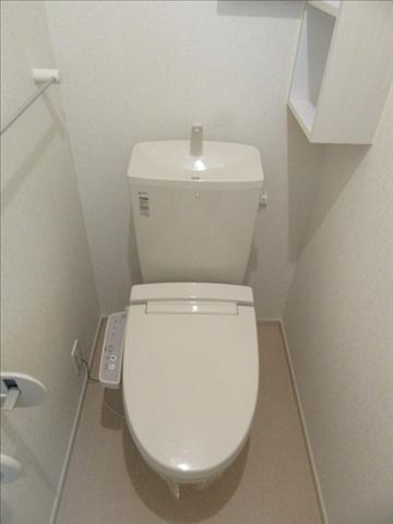 トイレ　清潔感のあるトイレです。