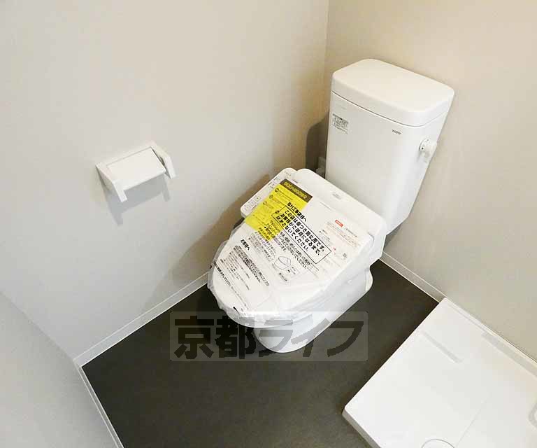 トイレ　ウォシュレットトイレになります。