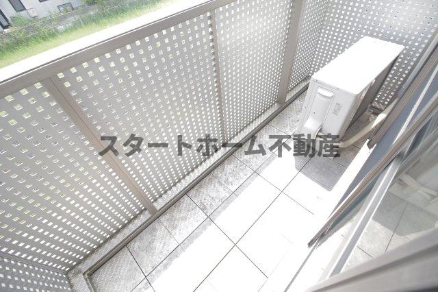 バルコニー　広々としたバルコニーです