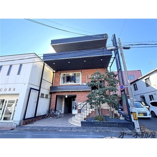 エントランス　建物外観